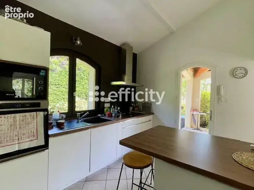 Maison 5 pièces 149 m² à vendre à Salaise-Sur-Sanne (38150) - photo 9