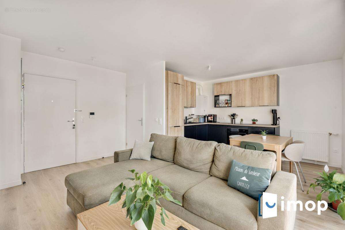 Appartement à ROSNY-SOUS-BOIS