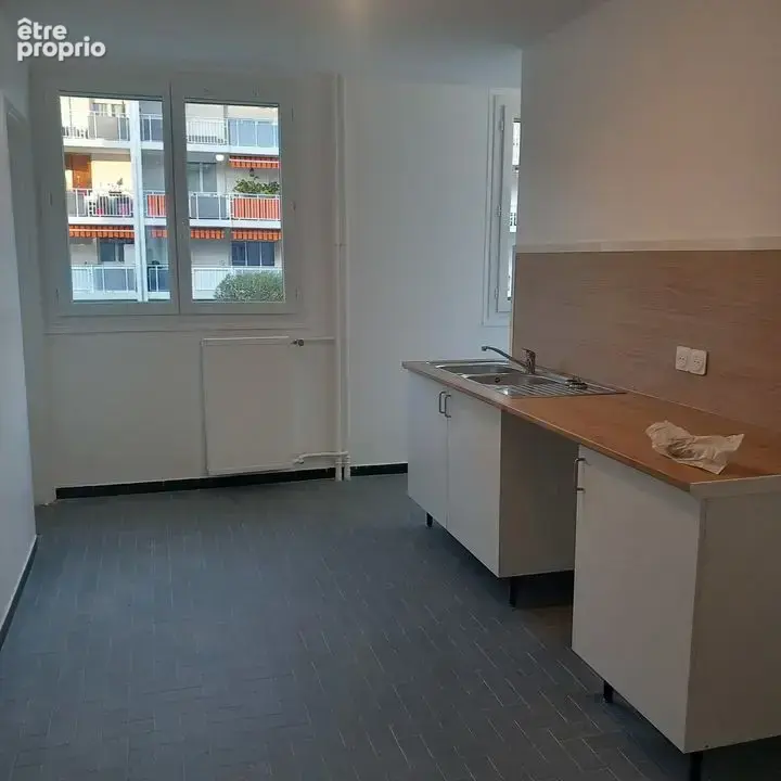 Appartement 5 pièces 117 m² à vendre à La Garde (83130) - photo 4