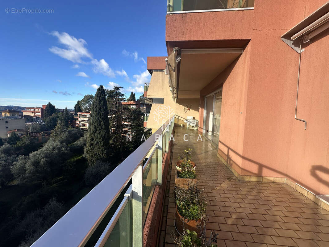 Appartement à GRASSE