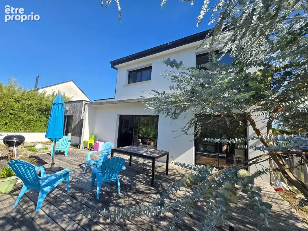 Photo Maison à Sainte-Helene au prix de 424 080€