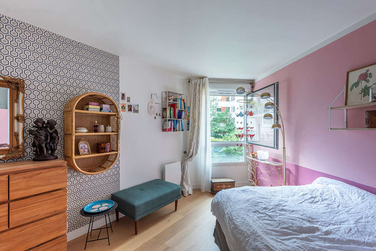 Appartement à PARIS-20E
