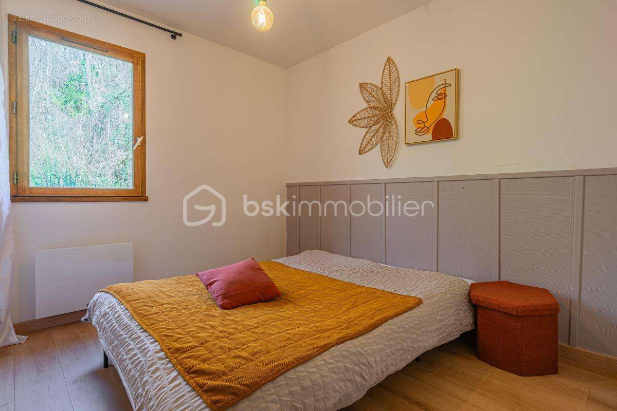 Appartement à ALBY-SUR-CHERAN