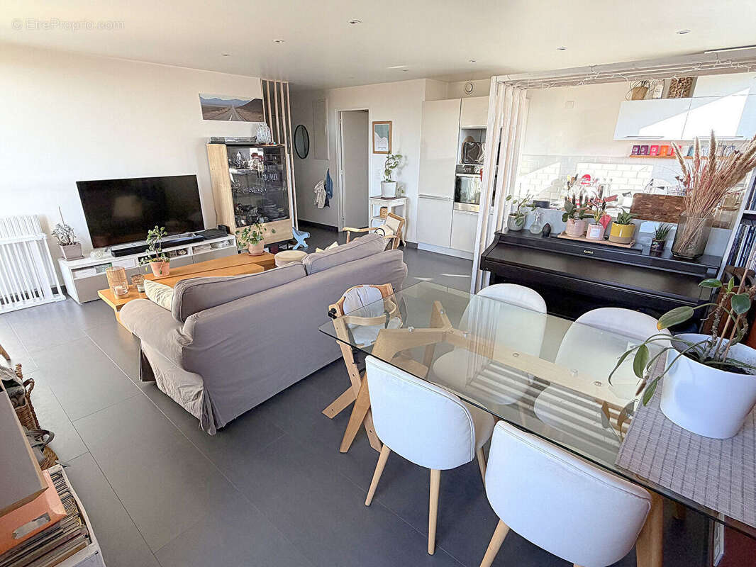 Appartement à MONTIGNY-LE-BRETONNEUX