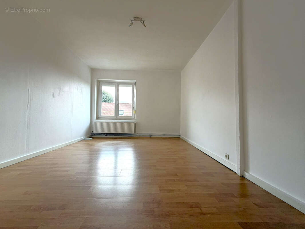 Appartement à BAUVIN