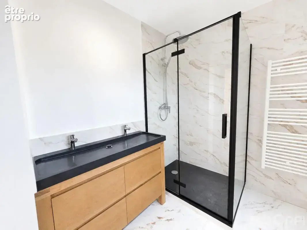 TRÉMAOUÉZAN – Maison contemporaine de 2024 – 4 chambres – Vie de plain-pied - photo 10