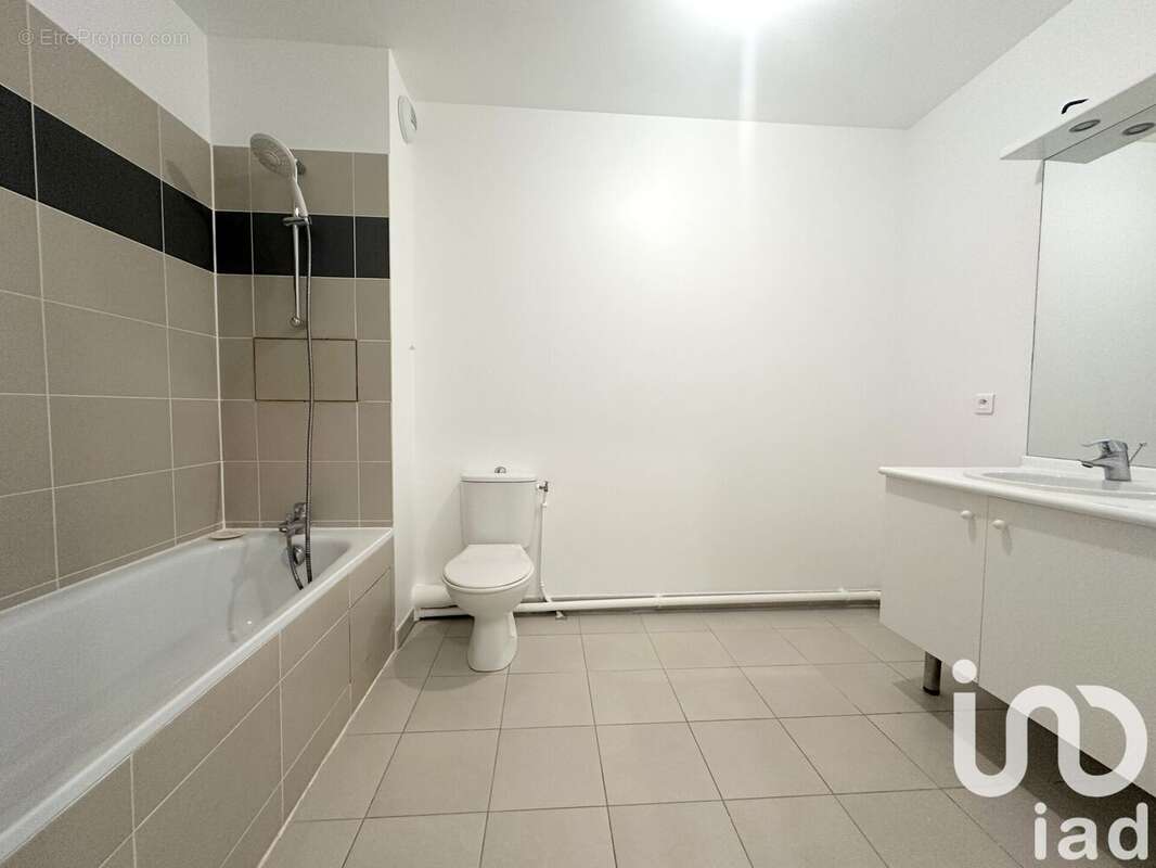 Photo 4 - Appartement à AUBERVILLIERS