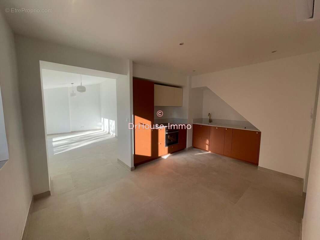 Maison à MARSEILLE-8E