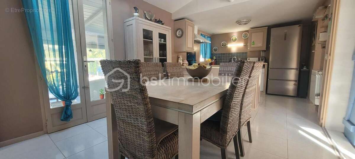 Maison à LES MATHES