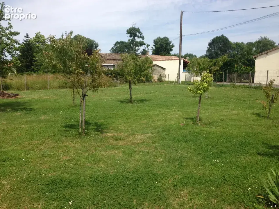 Terrain à SAINT-ANDRE-DE-CUBZAC