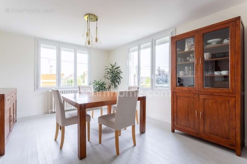 Maison à BELLERIVE-SUR-ALLIER