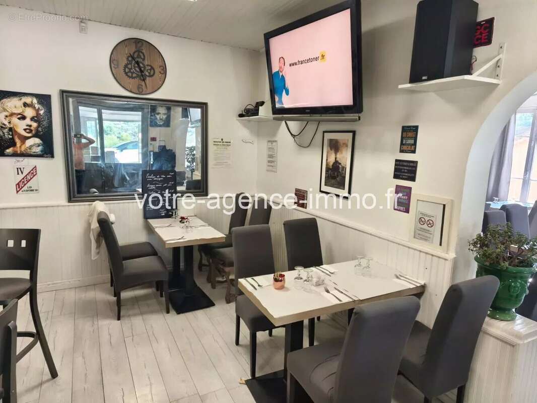 Commerce à COLOMARS