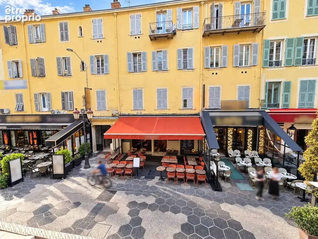 Nice Carré d'Or / Zone Piétonne 2P à rénover idéal saisonnier - photo 10