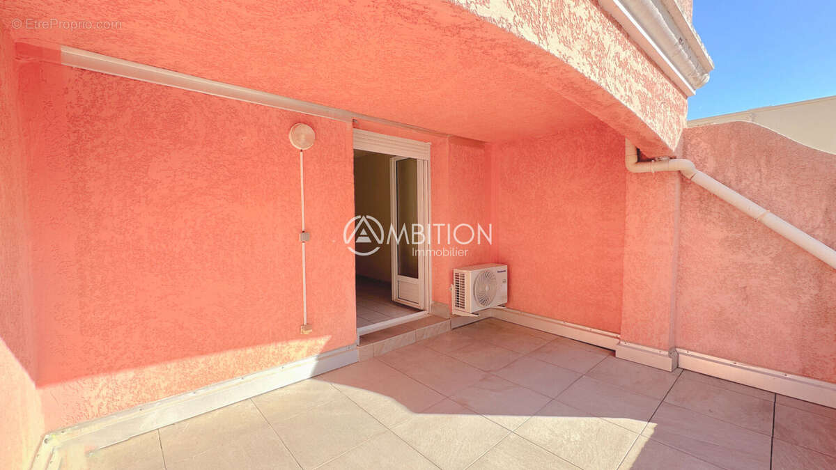 Appartement à FREJUS