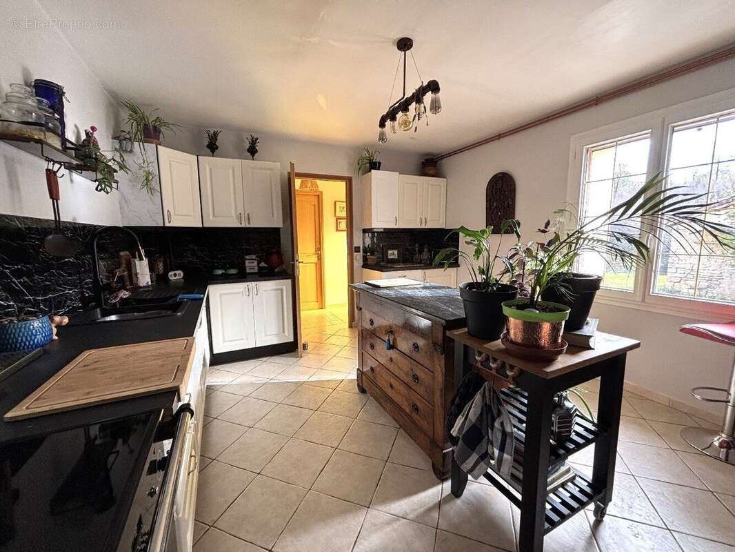 Maison de Campagne, Dépendances, Terrain et Potentiel de Gîte / Maison d'Hôtes - photo 5