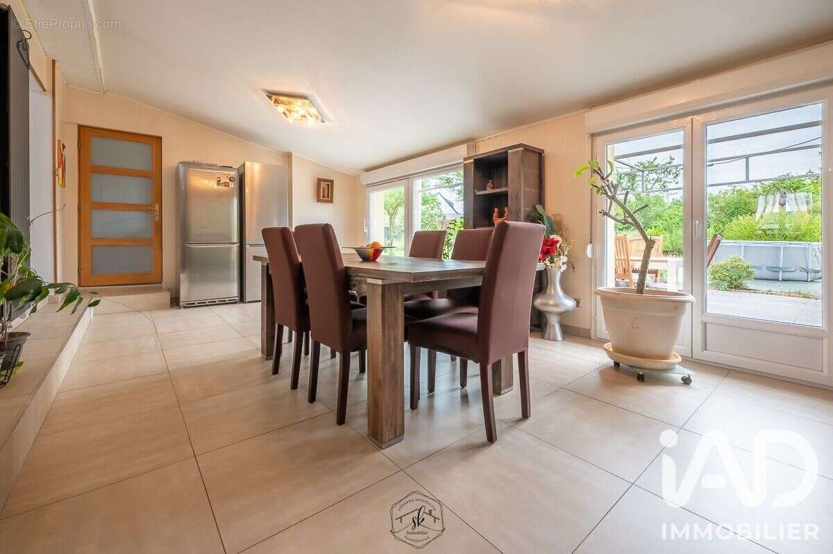 Maison 148 m² à Guenange  - photo 2
