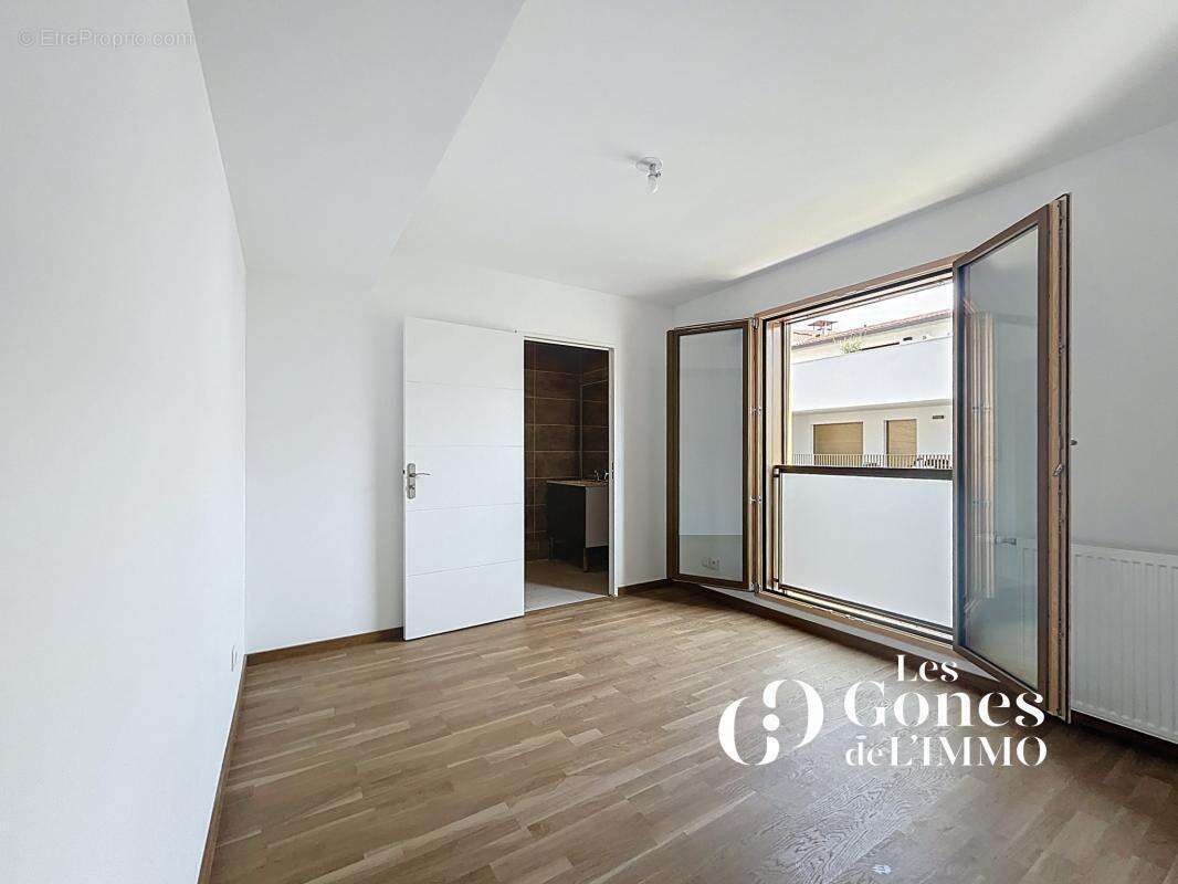 Appartement à LYON-9E