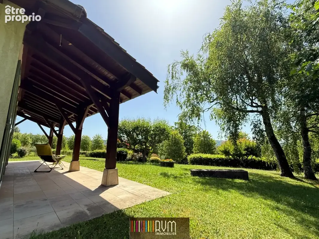 Maison 5 pièces 127 m² à vendre à Montagnat (01250) - photo 3