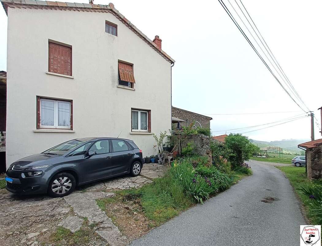 Maison à COLOMBIER-LE-VIEUX
