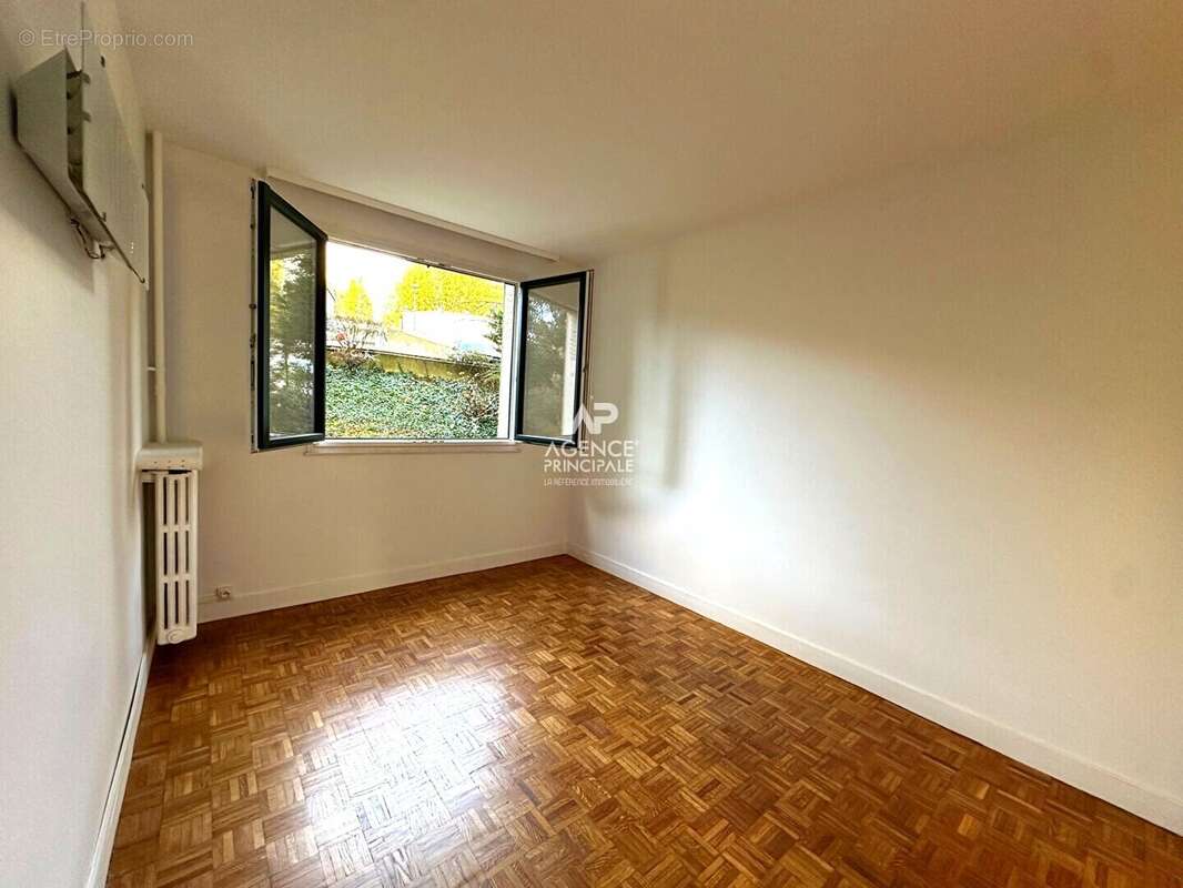 Appartement à CHAVILLE