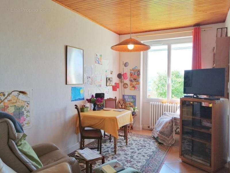 Maison à SAINTE-LIVRADE-SUR-LOT