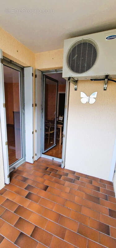 Appartement 33 m2 avec garage et loggia   1er étage avec ascenseur   Amélie-les-Bains - photo 13