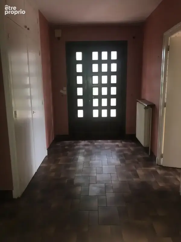 Maison 151 m² à Poisson  - photo 2