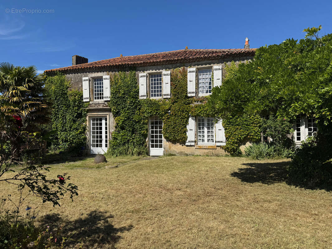 Maison à CEZAIS