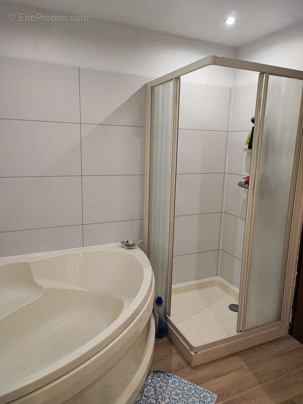 Appartement à LA REDORTE