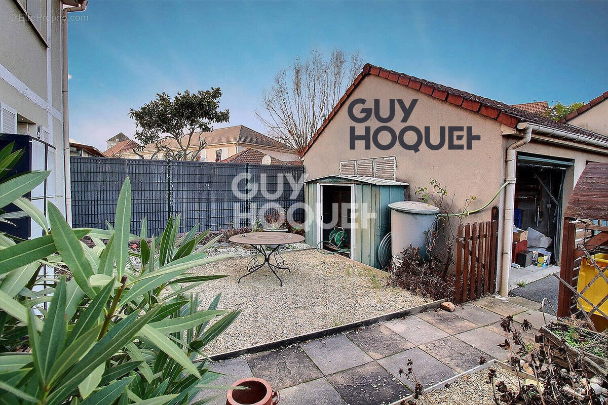 Appartement à LIMEIL-BREVANNES