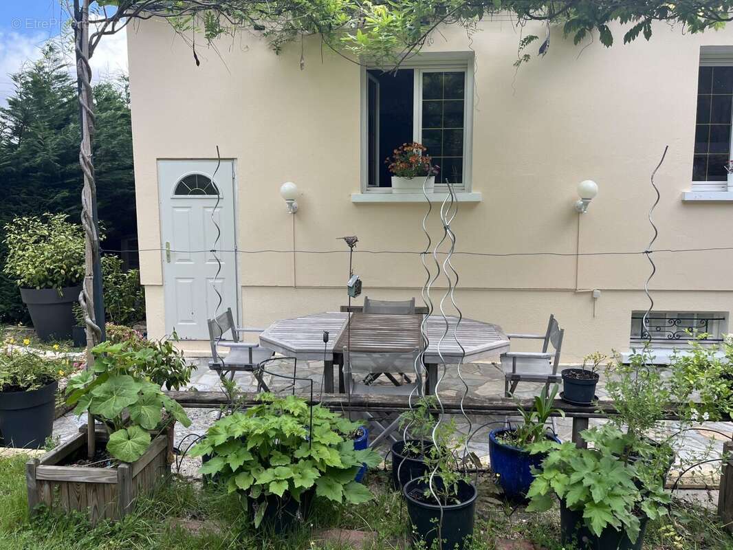 Maison à LES ROSIERS-SUR-LOIRE