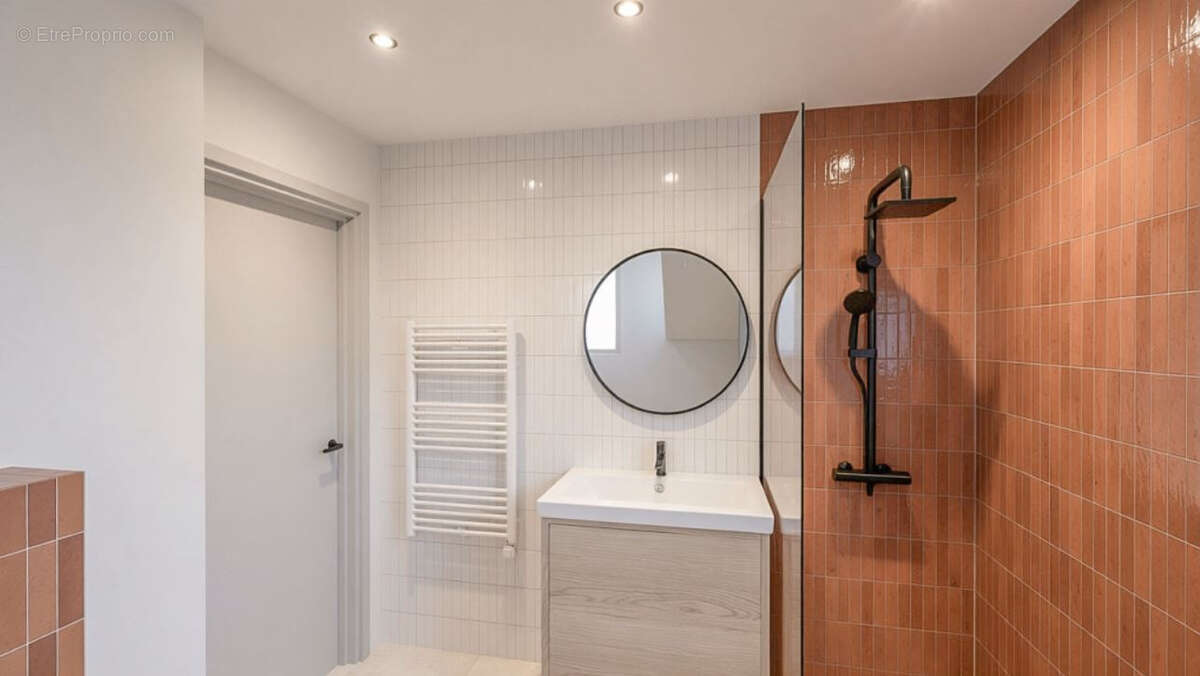 Appartement à EVIAN-LES-BAINS