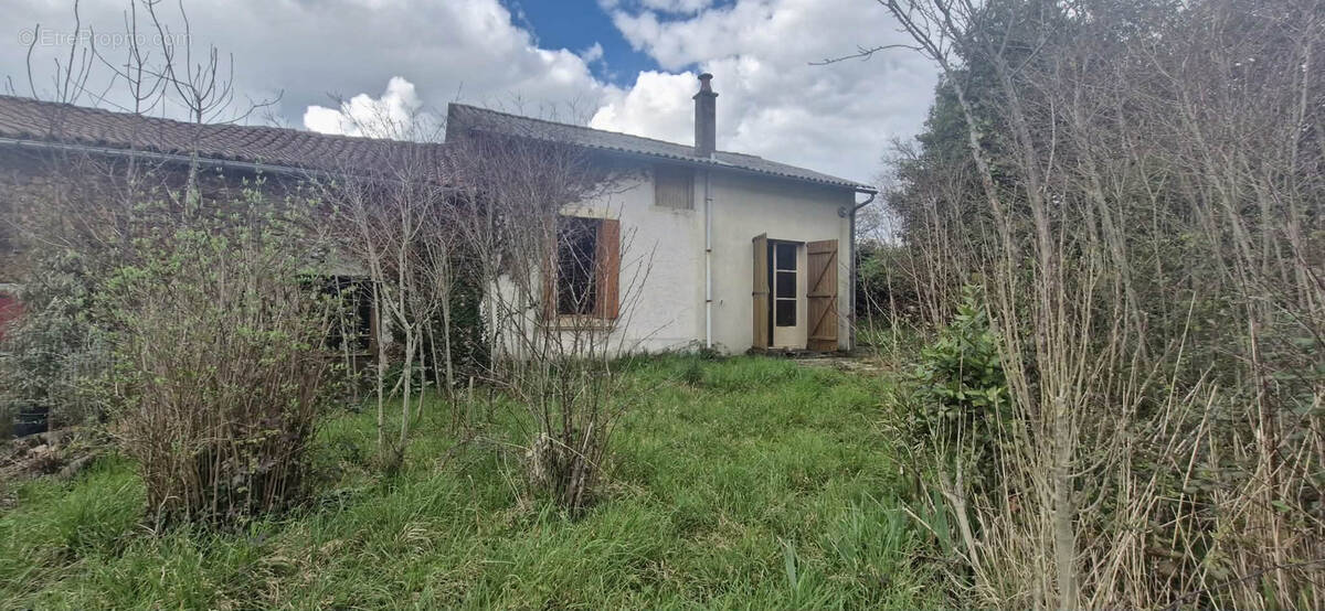 Maison à ABZAC