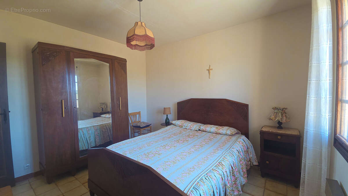 Maison de campagne sur 5 000 m2 de terrain - photo 8