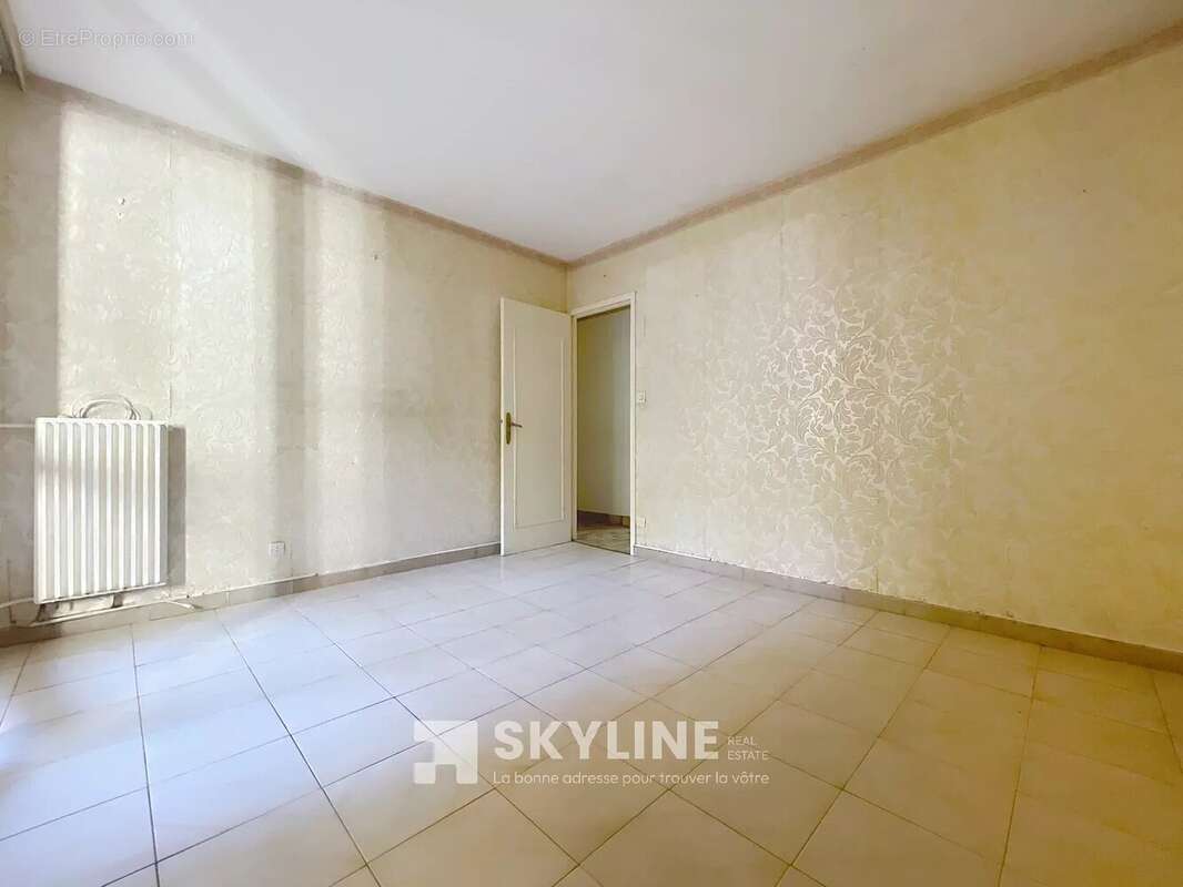 Appartement à MARSEILLE-11E