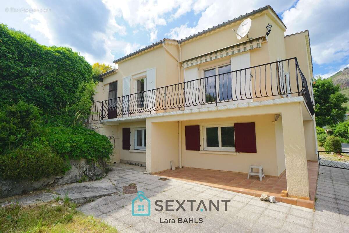Castellane  Maison individuelle de 95 m² sur un terrain de 1800 m², à 10 minutes du centre du village, avec vue panoramique - photo 10