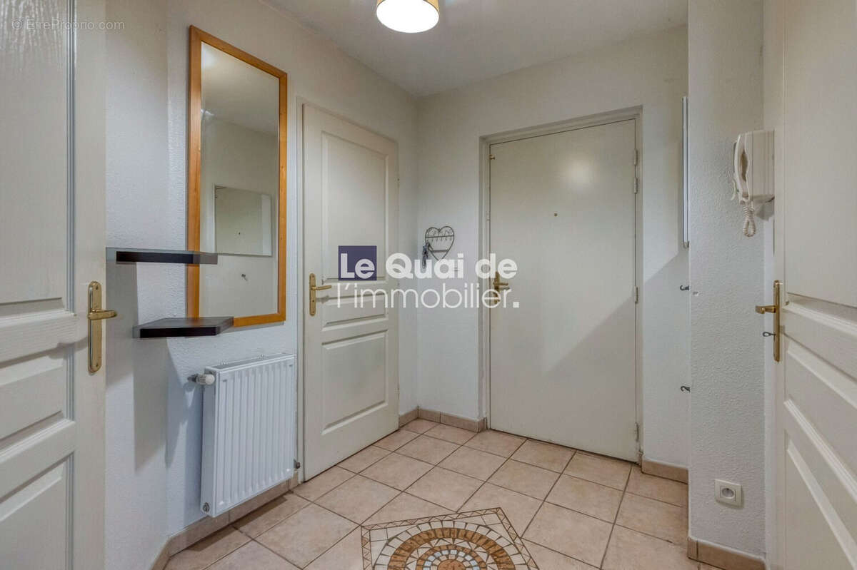 Appartement à SAINT-EGREVE
