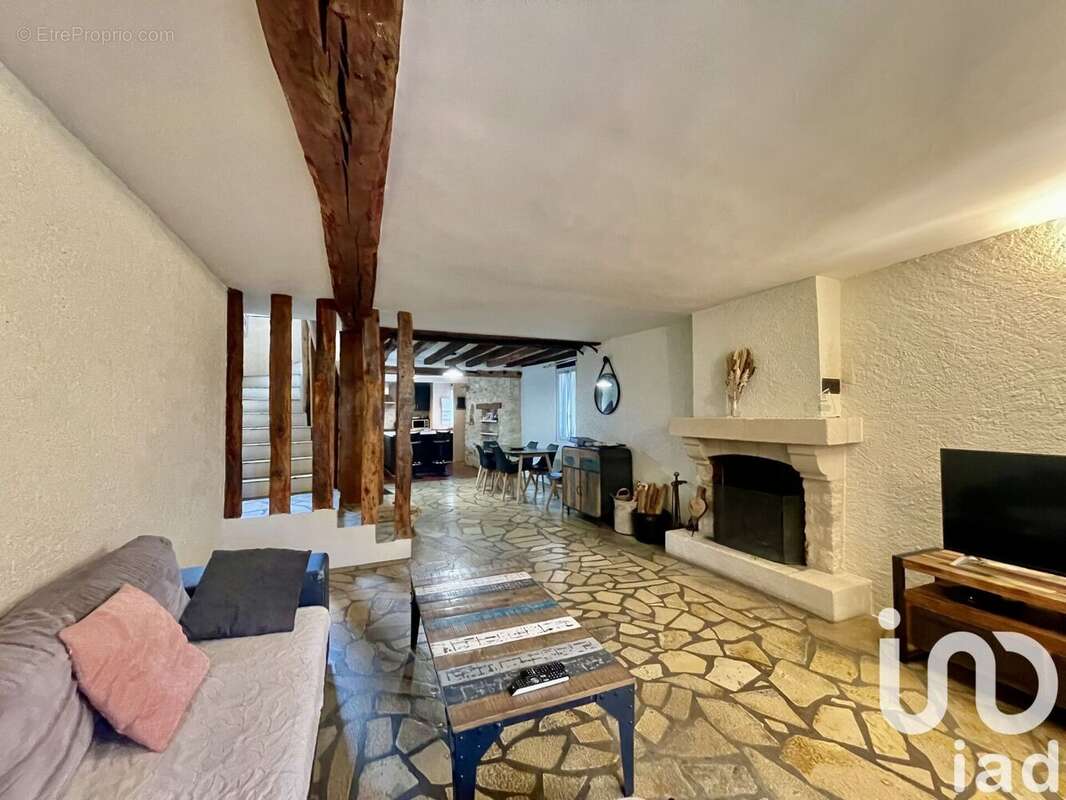 Photo 4 - Maison à VIGNY