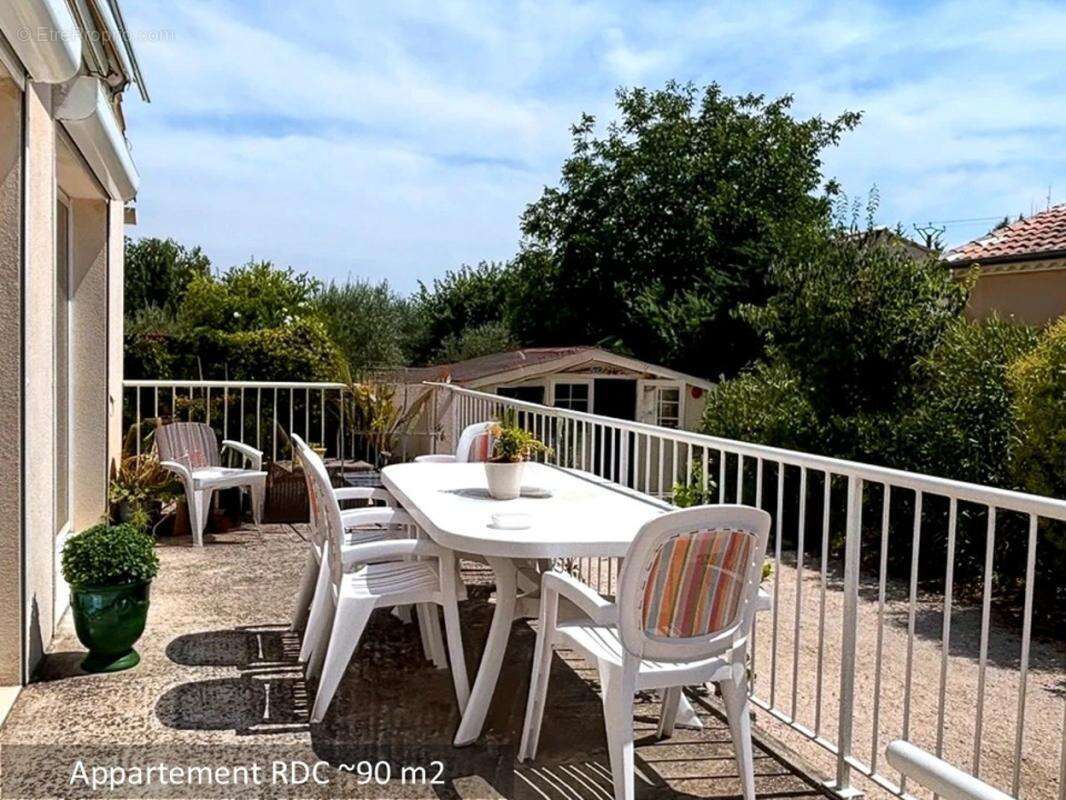 Maison 270 m² à Theziers  - photo 14