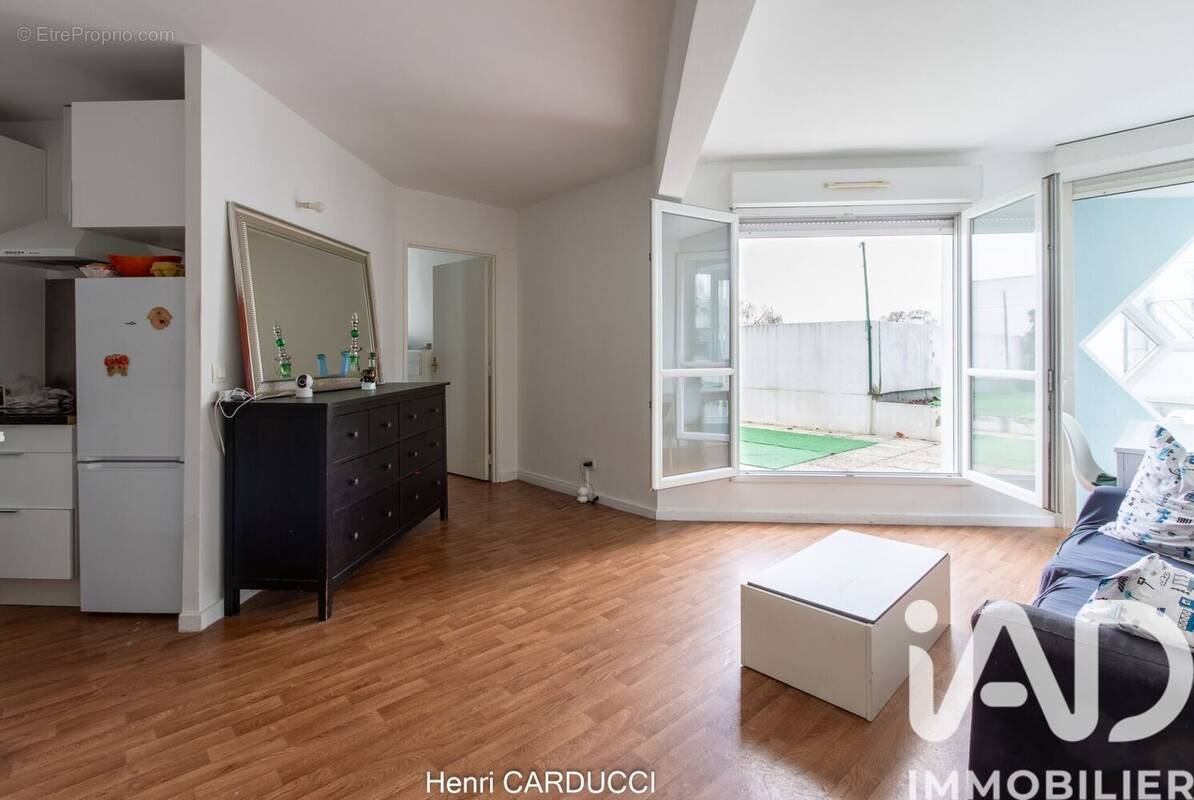 Photo 1 - Appartement à VILLETANEUSE