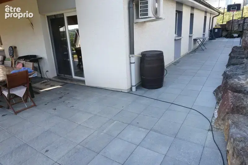Magnifique pavillon climatisé en plain pied avec garages pour 3 voitures et grande terrasse couverte - photo 22
