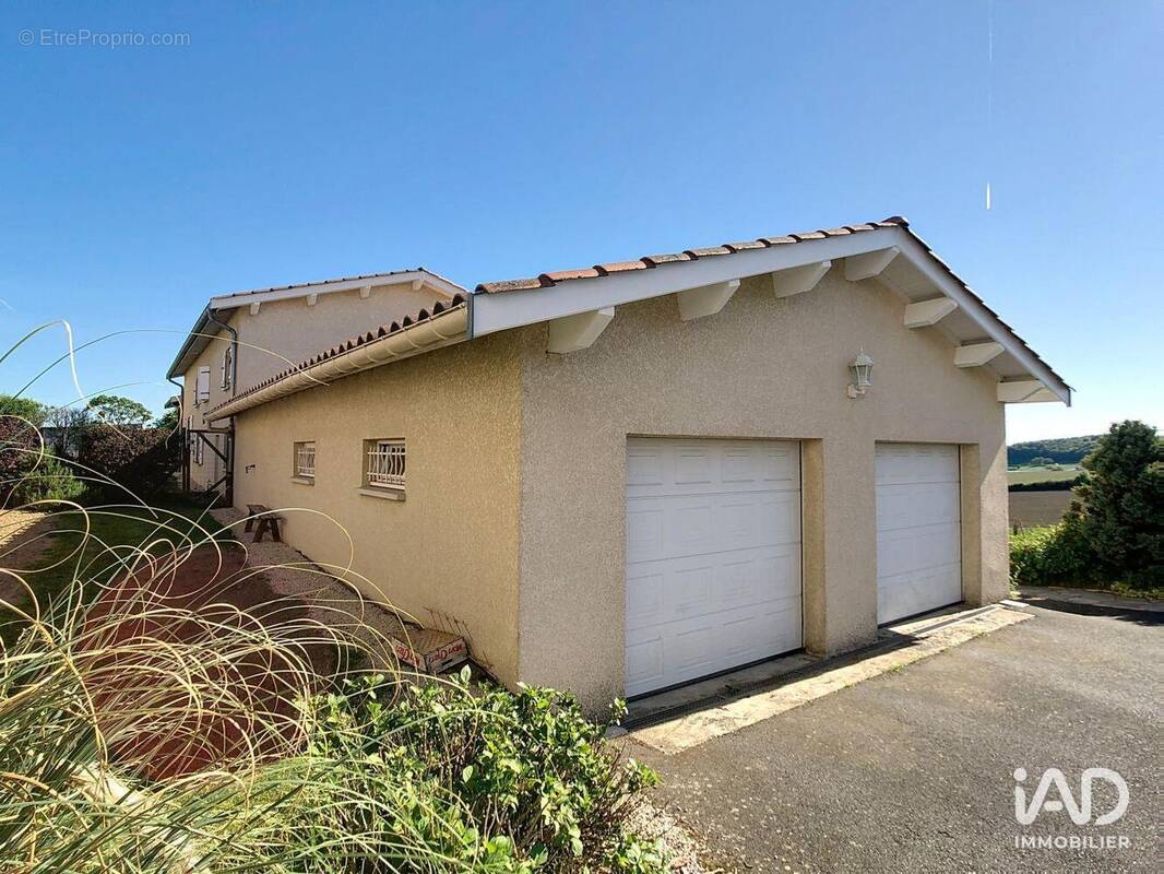 Photo 1 - Maison à AVEIZE