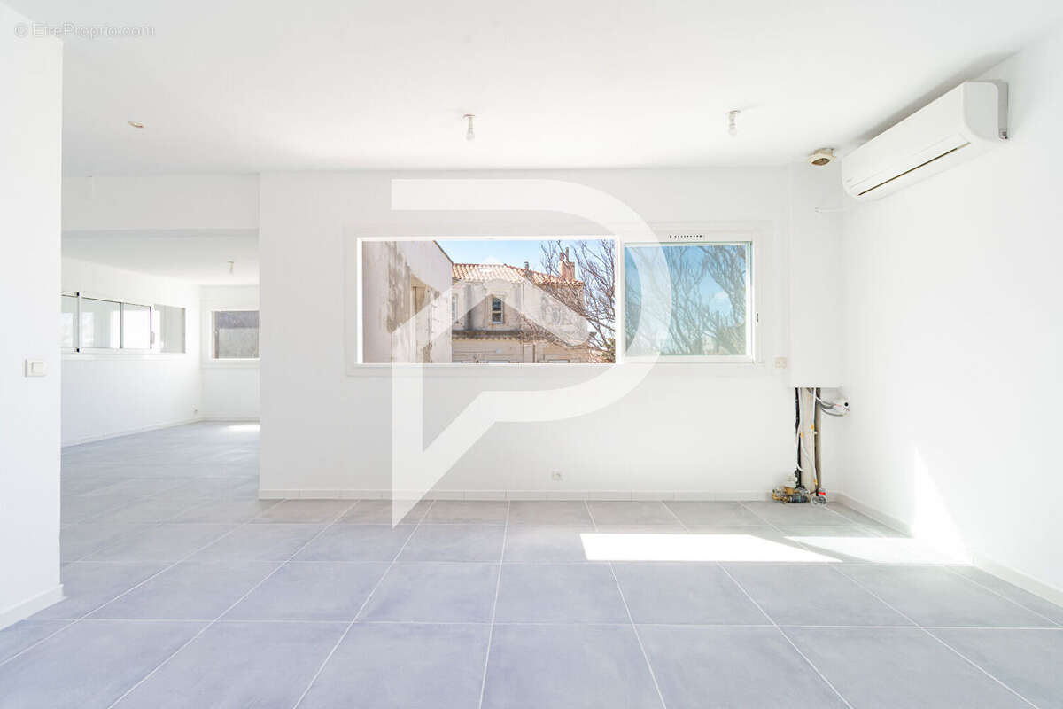 Appartement à MARSEILLE-7E