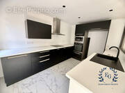 Appartement à MARSEILLE-7E