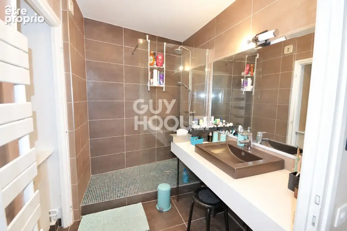 A vendre au coeur point du jour, Duplex de 146.37 m2 carrez/172.40 m² utile - photo 7