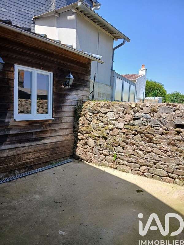 Photo 2 - Maison à QUEMPER-GUEZENNEC