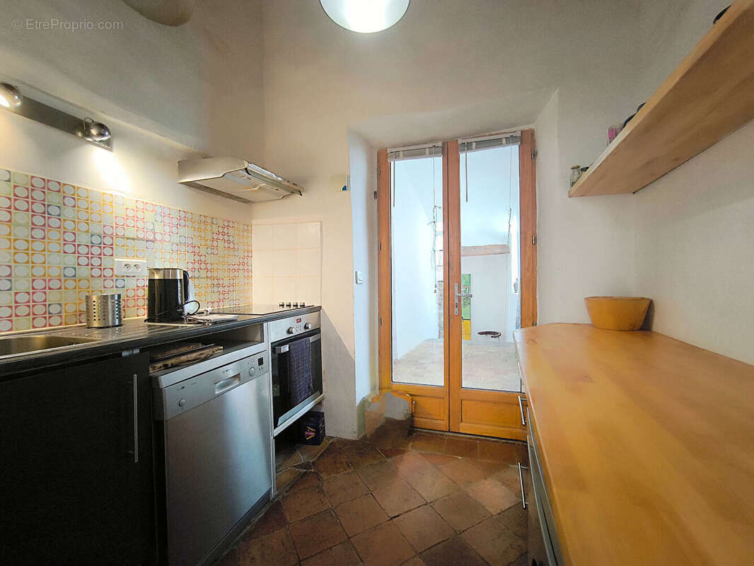 Maison de caractère à vendre à Lagrasse avec vue sur l'abbaye, terrasse de toit et studio indépendant - photo 12