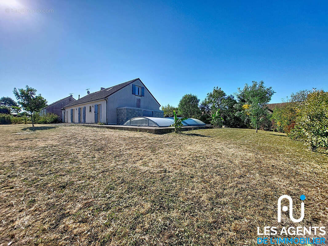Maison  6 pièce(s) - photo 11