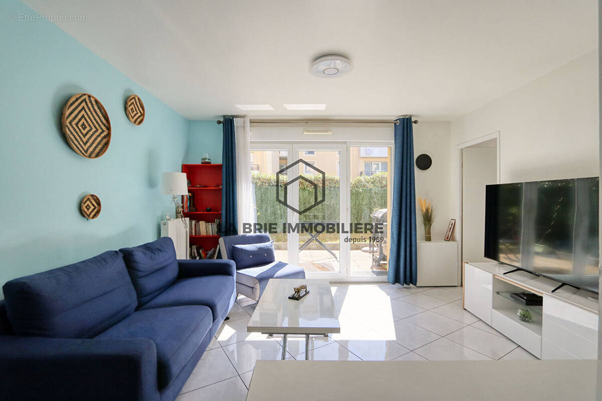 Appartement à BRIE-COMTE-ROBERT