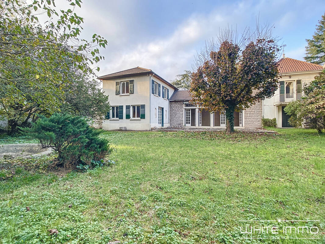 Vente, francheville le bas, propriete ancienne a renover, 247 m2, coeur village - photo 12